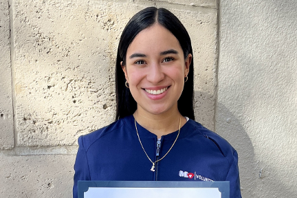 Luciana Marcano, high school volunteer scholarship recipient