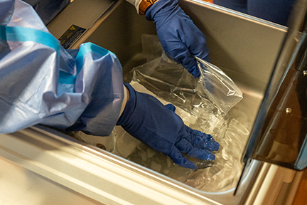 Thawing TCR-T IV bag